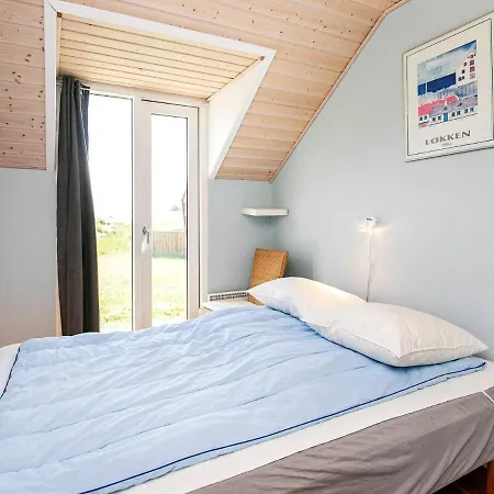 8 Person In L Kken Løkken
